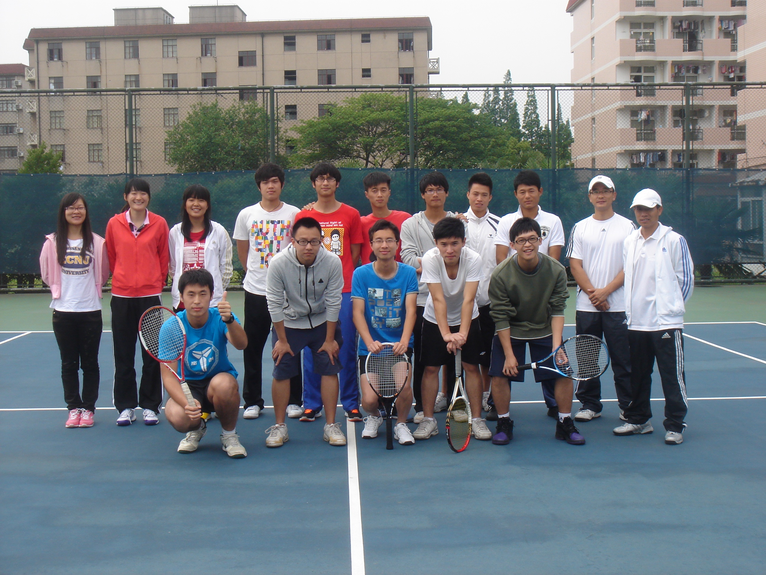 我校与华东师范大学体育系网球专业学生交流赛取得完满成功